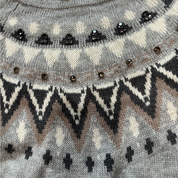 Ann Taylor Gray and Cream Patterned Sweater - Picture 2 of 4
